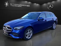 Metalliclack spektralblau Gebraucht 2023 Mercedes C300e Avantgarde Kombi | 38.190 € (Fairer Preis)
