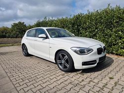 Weiß Gebraucht 2013 BMW 116 Sport Line Kleinwagen | 9.499 € (Etwas zu teuer)