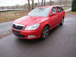 Rot Gebraucht 2013 Skoda Octavia Family Limousine | 3.999 € (Guter Preis)