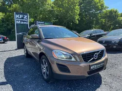 Terra bronze / metallic Gebraucht 2011 Volvo XC60 Summum SUV | 12.990 € (Etwas zu teuer)