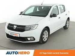 Weiß Gebraucht 2020 Dacia Sandero Essentiel Kleinwagen | 8.400 € (Guter Preis)