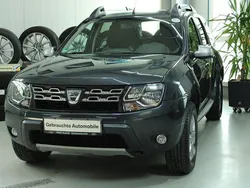 Grau Gebraucht 2017 Dacia Duster Ambiance SUV | 10.490 € (Fairer Preis)
