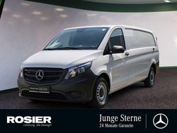 Weiss / arktikweiss Gebraucht 2023 Mercedes Vito Van / Kleinbus | 30.869 € (Guter Preis)