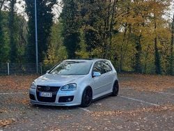 Silber Gebraucht 2006 VW Golf V GTI Limousine | 8.500 €