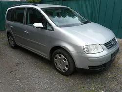 Silber Gebraucht 2005 VW Touran Trendline Van / Kleinbus | 3.400 € (Etwas zu teuer)