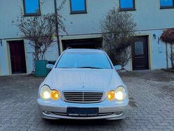 Silber Gebraucht 2002 Mercedes C220 Avantgarde Kombi | 1.150 € (Guter Preis)