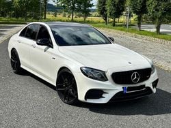 Weiß Gebraucht 2016 Mercedes E220 AMG line Limousine | 27.500 €