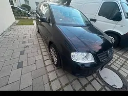 Schwarz Gebraucht 2007 VW Touran Van / Kleinbus | 2.100 € (Superpreis)