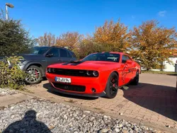 Orange Gebraucht 2018 Dodge Challenger Coupé | 39.999 € (Etwas zu teuer)