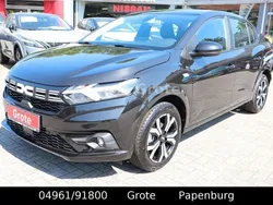 Schwarz Neu 2024 Dacia Logan Limousine | 18.490 €