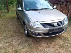 Gebraucht 2009 Dacia Logan Limousine | 4.199 € (Teuer)