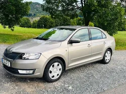 Braun Gebraucht 2012 Skoda Rapid Ambition Limousine | 8.500 € (Etwas zu teuer)