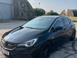 Schwarz Gebraucht 2017 Opel Astra Ultimate Limousine | 10.999 € (Guter Preis)