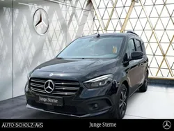Loparitschwarz metallic Gebraucht 2024 Mercedes T180 Progressive Van / Kleinbus | 31.764 € (Etwas zu teuer)