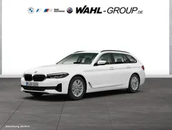 Weiß Gebraucht 2022 BMW 530 Kombi | 35.970 € (Guter Preis)