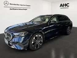 Blau Gebraucht 2024 Mercedes E300 Avantgarde Kombi | 59.980 €