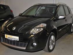 Schwarz metallic Gebraucht 2011 Renault Clio GrandTour Night&Day Kombi | 8.990 €