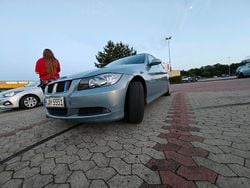 Grau Gebraucht 2006 BMW 320 Limousine | 2.099 € (Superpreis)