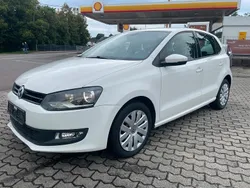Weiß Gebraucht 2013 VW Polo Comfortline Kleinwagen | 6.999 € (Etwas zu teuer)