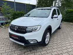 Weiß Gebraucht 2020 Dacia Sandero Prestige Kleinwagen | 12.800 € (Guter Preis)