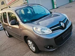 Grau Gebraucht 2014 Renault Kangoo Intens Van / Kleinbus | 5.950 €