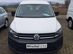 Candyweiß Gebraucht 2017 VW Caddy Van / Kleinbus | 16.900 € (Teuer)