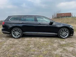 Schwarz Gebraucht 2017 VW Passat Highline Kombi | 14.499 € (Guter Preis)