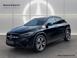 Kosmosschwarz metalliclack Gebraucht 2024 Mercedes GLA220 Progressive SUV | 45.490 € (Fairer Preis)