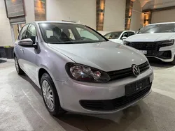 Silber Gebraucht 2012 VW Golf VI Comfortline Limousine | 6.750 € (Guter Preis)