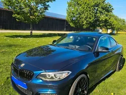 Blau Gebraucht 2016 BMW 225 Sport Line Coupé | 17.500 € (Guter Preis)