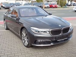 Grau Gebraucht 2015 BMW 750L Performance Limousine | 28.900 € (Teuer)