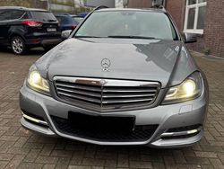Grau Gebraucht 2013 Mercedes C200 Kombi | 5.200 € (Teuer)