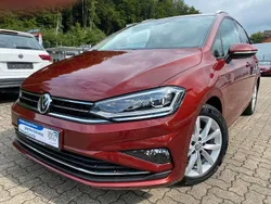 Rot Gebraucht 2018 VW Golf Sportsvan Join Van / Kleinbus | 15.950 € (Guter Preis)