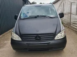 Grau Gebraucht 2005 Mercedes Vito Van / Kleinbus | 4.500 €