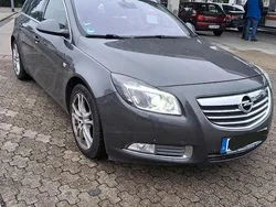 Grau Gebraucht 2010 Opel Insignia Kombi | 4.750 € (Etwas zu teuer)