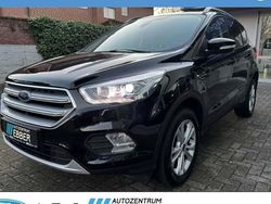 Schwarz Gebraucht 2019 Ford Kuga Titanium SUV | 19.681 € (Fairer Preis)