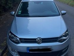 Grau Gebraucht 2010 VW Polo Kleinwagen | 3.500 € (Fairer Preis)