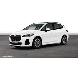 Alpinweiss Gebraucht 2024 BMW 223 Active Tourer Luxury Line Van / Kleinbus | 42.884 € (Etwas zu teuer)