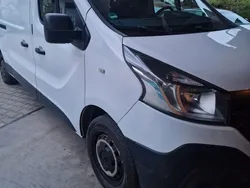 Weiß Gebraucht 2015 Renault Trafic Van | 5.590 €