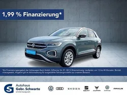 Blau Gebraucht 2024 VW T-Roc Style SUV | 30.990 € (Fairer Preis)