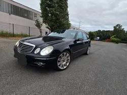 Schwarz Gebraucht 2006 Mercedes E280 Sport Limousine | 9.890 €