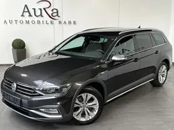 Grau Gebraucht 2019 VW Passat Alltrack Kombi | 25.749 € (Fairer Preis)