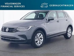 Grau Gebraucht 2021 VW Tiguan Life SUV | 31.399 € (Superpreis)