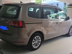 Gold Gebraucht 2018 VW Sharan Trendline Van / Kleinbus | 22.890 € (Fairer Preis)