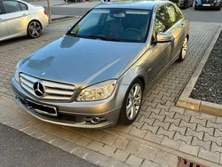 Silber Gebraucht 2006 Mercedes C200 Avantgarde Limousine | 8.000 €