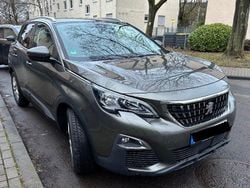 Grau Gebraucht 2017 Peugeot 3008 Active SUV | 12.000 € (Superpreis)
