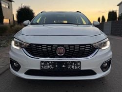 Weiß Gebraucht 2017 Fiat Tipo Lounge Limousine | 6.399 € (Guter Preis)