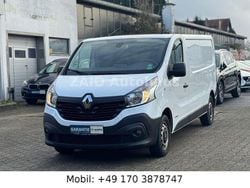 Weiß Gebraucht 2017 Renault Trafic Komfort Van / Kleinbus | 9.999 € (Superpreis)