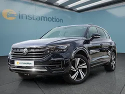 Blau Gebraucht 2020 VW Touareg SUV | 47.299 € (Etwas zu teuer)