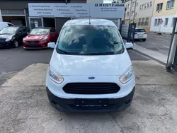 Weiß Gebraucht 2018 Ford Transit Trend Van / Kleinbus | 9.790 € (Guter Preis)